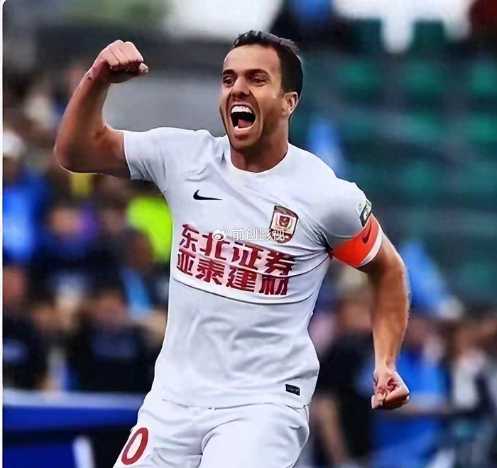 开云体育-国安6外援成甜蜜陷阱，豪门算盘为何打不响？|北京国安|合同|俱乐部|教练|职业_新浪体育_新浪新闻