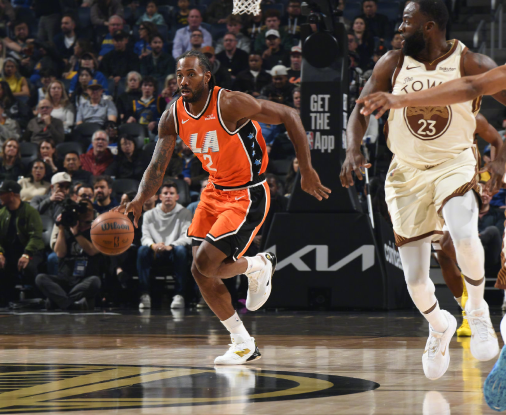 开云体育入口-加兰首秀12分琼斯12中2，小卡23+8+4+2，快船17分逆转残阵勇士