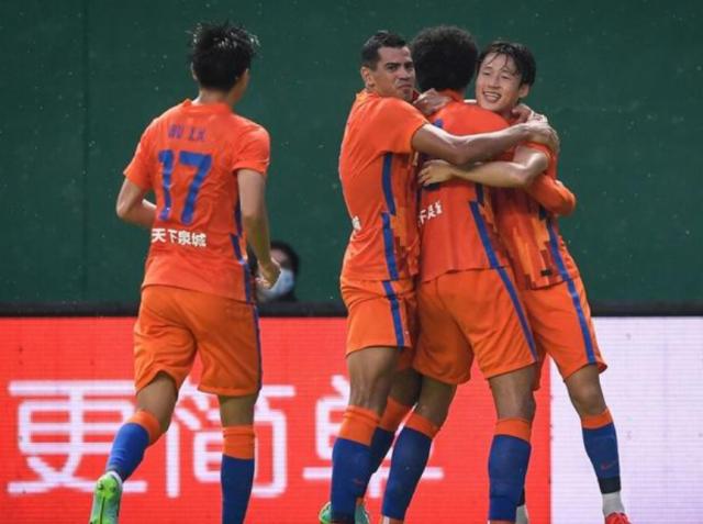 开云体育平台-史上第二！12轮缔造泰山不可逾越 领跑等于夺冠吗？